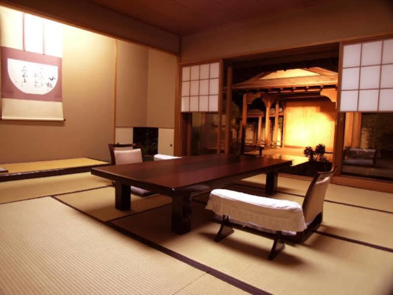 Atamisekitei Annex Sakuragaokasaryo Hotel Atami  Exterior photo