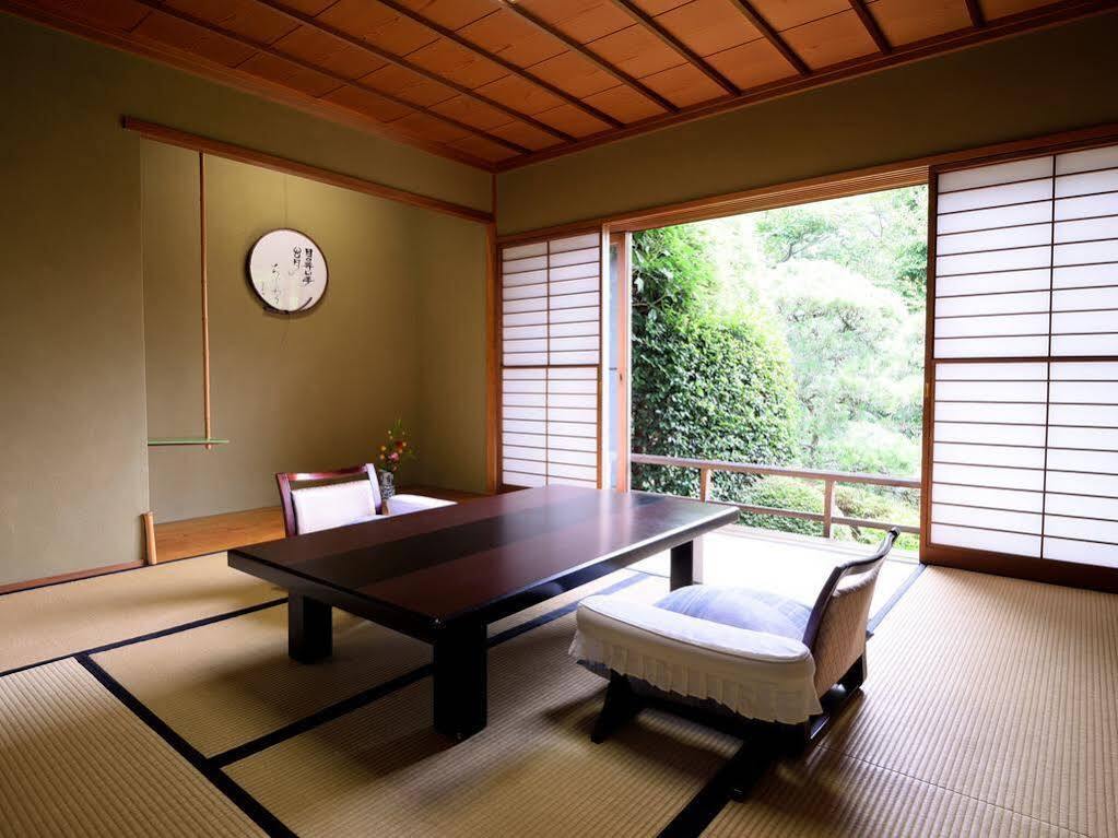 Atamisekitei Annex Sakuragaokasaryo Hotel Atami  Exterior photo